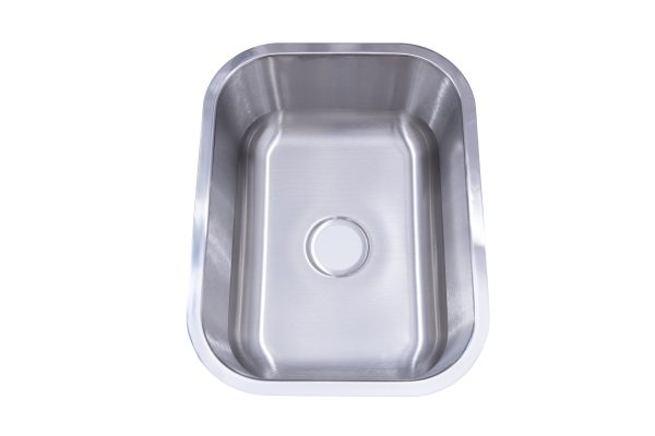 Stainless steel single bowl undermount kitchen sink with rectangular basin and center drain hole