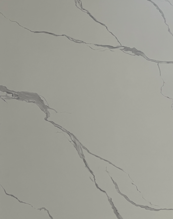 White ceiling with gray cracks and fissures